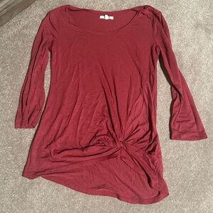 Maurices Shirt Women’s XS 3/4 Sleeve Crayon Red Twist Front
